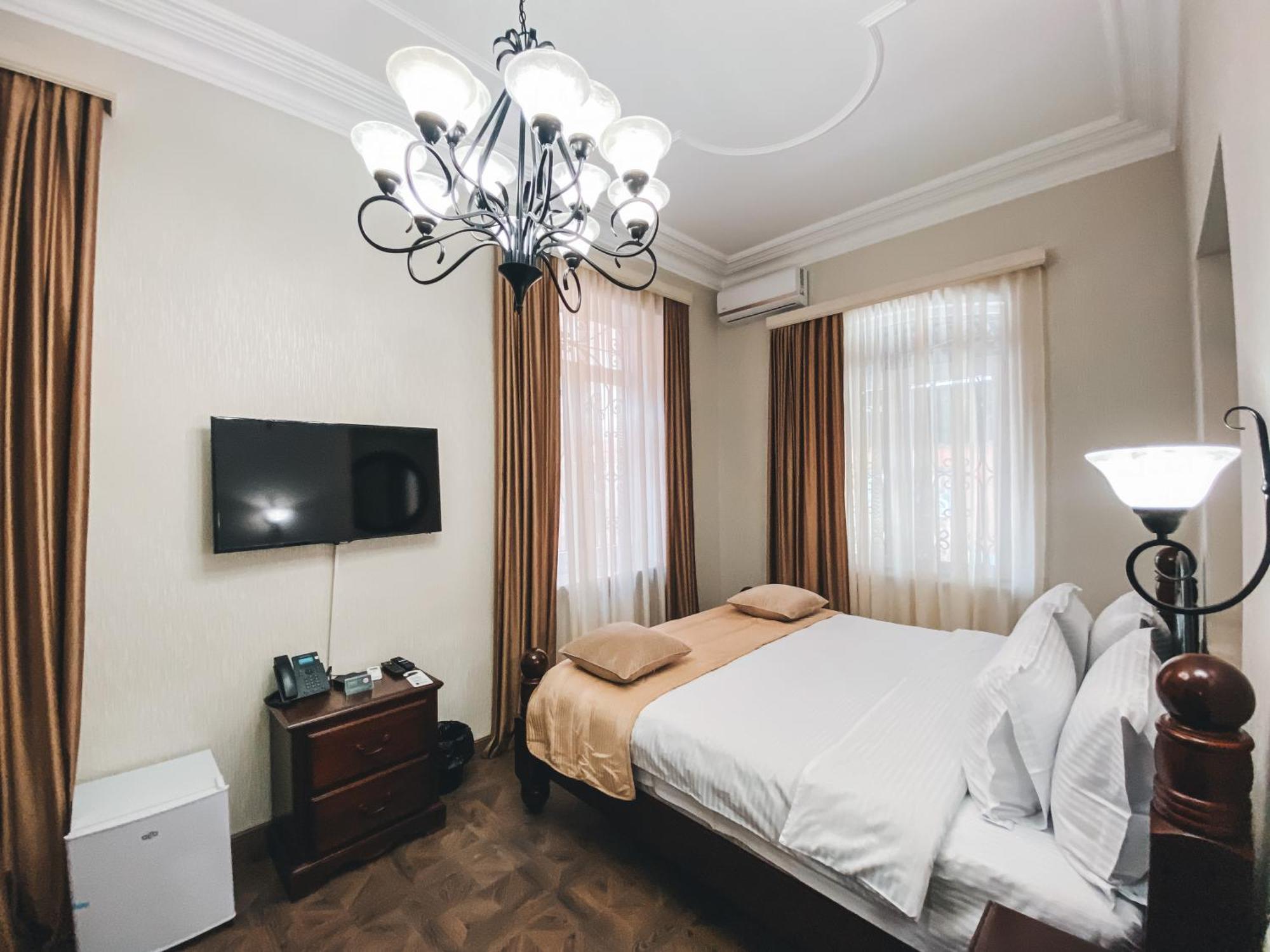 Aspar Boutique Hotel Ereván Habitación foto